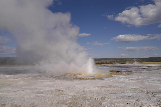 2007.09.02.Spasm Geyser0016