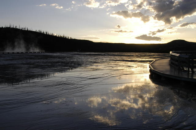 2007.09.01.Midway Geyser Basin0025